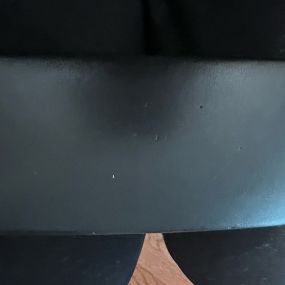 Versace Sunglasse case 6 by 2 black has cleaning cloth. - Picture 6 of 13